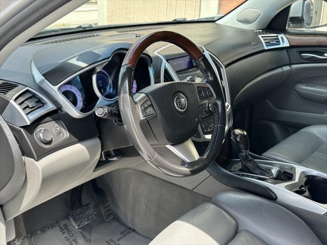 Photo of 2011 Silver Cadillac SRX
