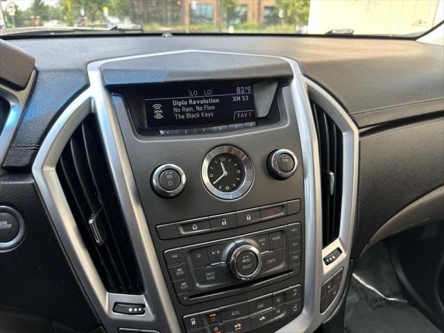 Photo of 2011 Silver Cadillac SRX
