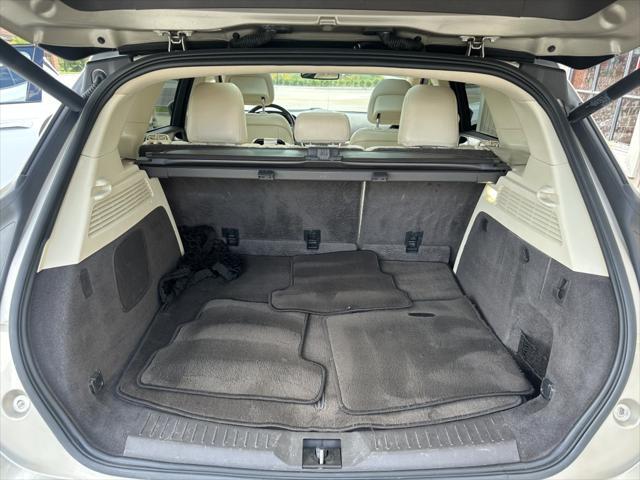 Photo of 2015 Karat Gold Metallic Lincoln MKC