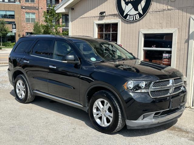 Photo of 2013 Brilliant Black Crystal Pearlcoat Dodge Durango