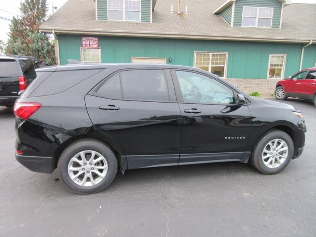 Photo of 2020 Mosaic Black Metallic Chevrolet Equinox