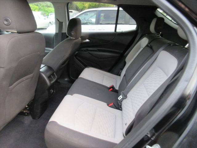 Photo of 2020 Mosaic Black Metallic Chevrolet Equinox