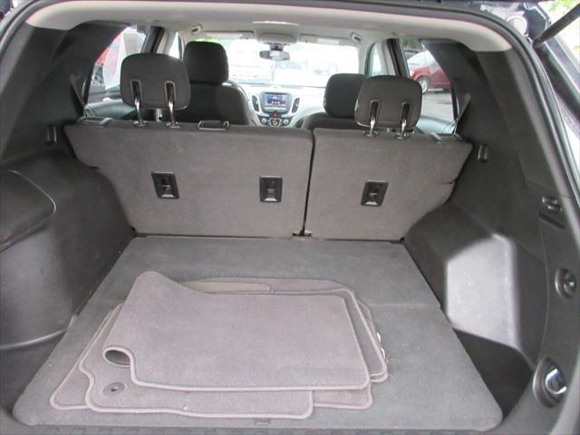 Photo of 2020 Mosaic Black Metallic Chevrolet Equinox