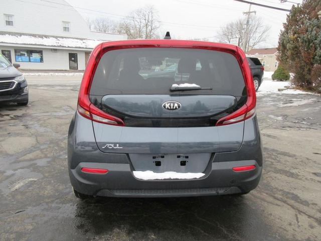 Photo of 2020 Gravity Grey Kia Soul