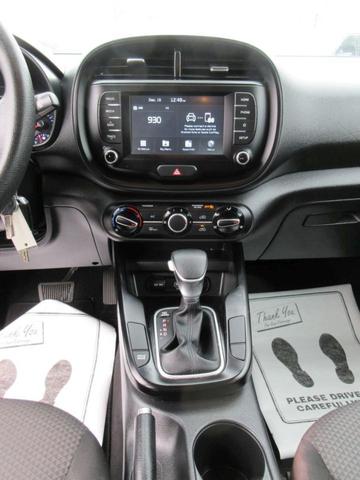 Photo of 2020 Gravity Grey Kia Soul