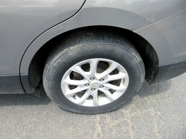 Photo of 2018 Gray Chevrolet Equinox