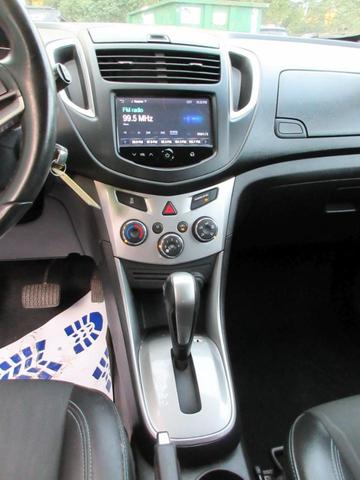 Photo of 2016 Orange Rock Metallic Chevrolet Trax
