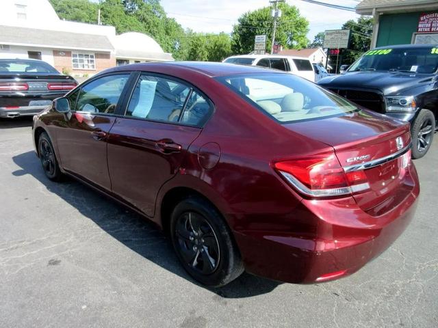 Photo of 2013 Maroon Honda Civic
