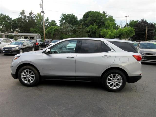Photo of 2018 Silver Ice Metallic Chevrolet Equinox