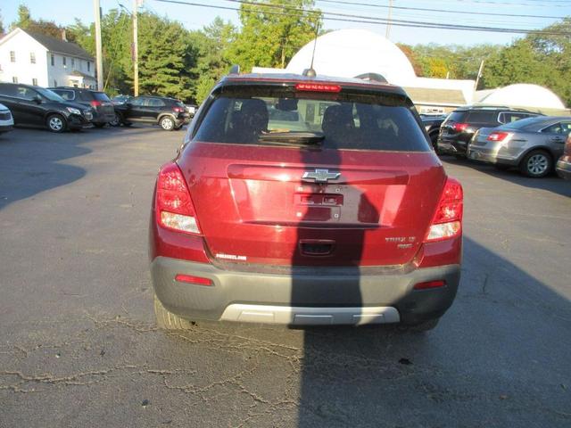 Photo of 2016 Maroon Chevrolet Trax