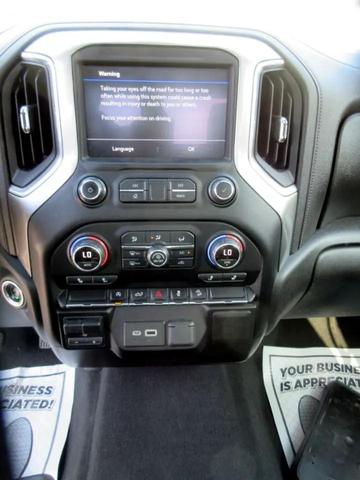 Photo of 2021 Black Chevrolet Silverado 1500