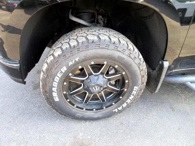 Photo of 2021 Black Chevrolet Silverado 1500