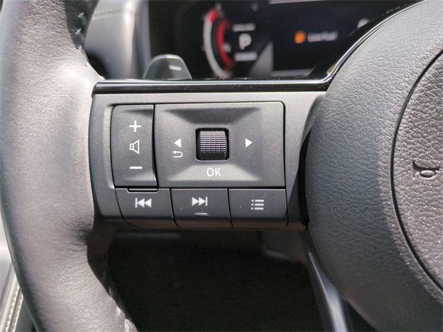 Photo of 2024 Everest White Pearl Nissan Rogue