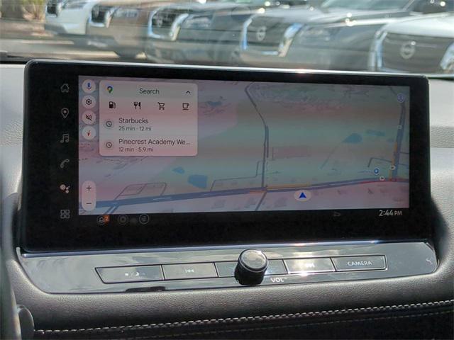 Photo of 2024 Everest White Pearl Nissan Rogue