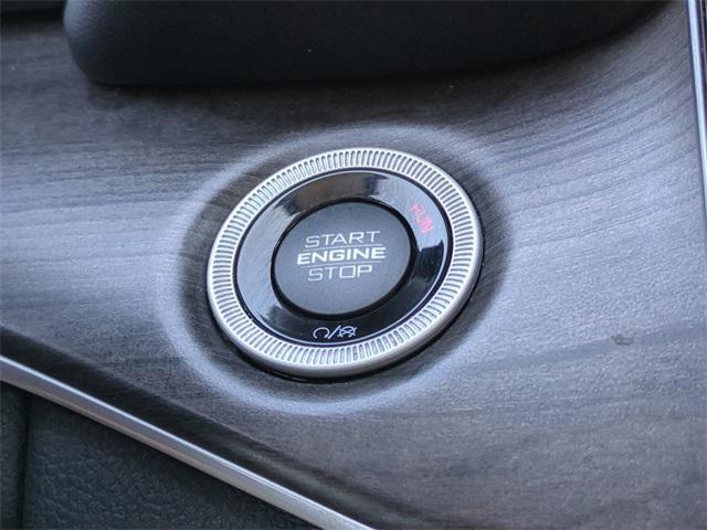 Photo of 2023 Bright White Clearcoat Jeep Grand Cherokee L