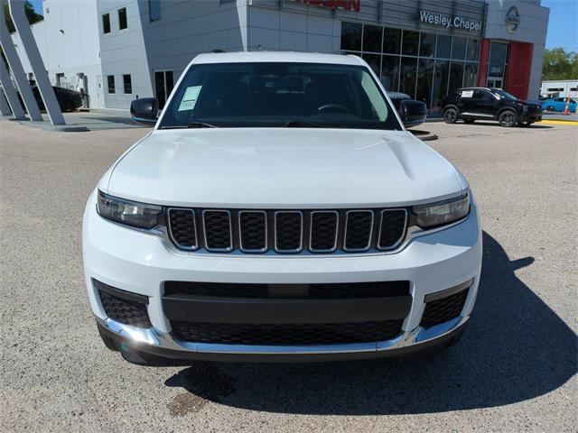 Photo of 2023 Bright White Clearcoat Jeep Grand Cherokee L