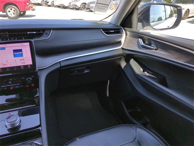 Photo of 2023 Bright White Clearcoat Jeep Grand Cherokee L