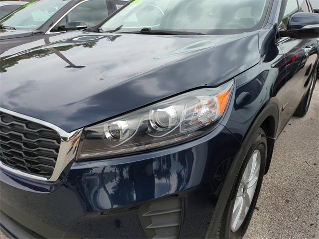 Photo of 2020 Imperial Blue Kia Sorento