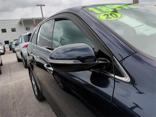 Photo of 2020 Imperial Blue Kia Sorento