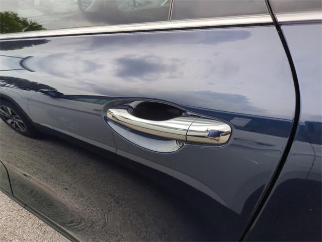 Photo of 2020 Imperial Blue Kia Sorento