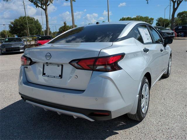 Photo of 2025 Brilliant Silver Metallic Nissan Versa