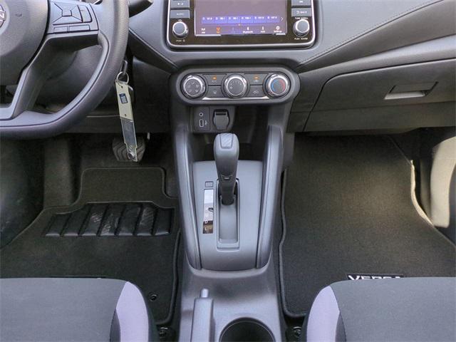 Photo of 2025 Brilliant Silver Metallic Nissan Versa
