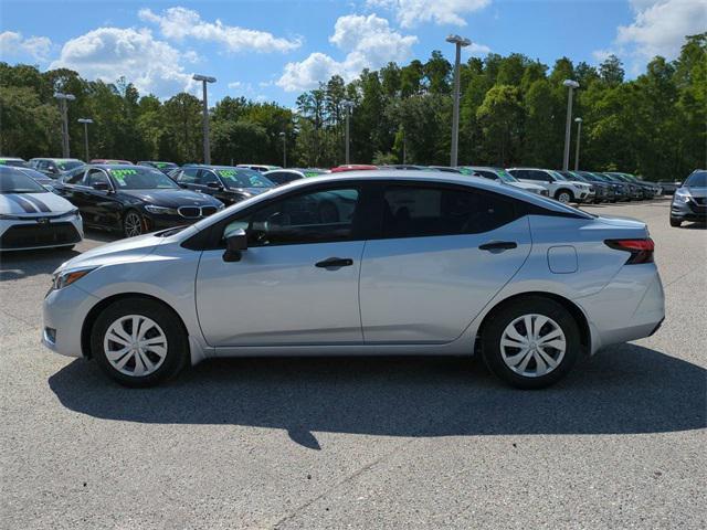 Photo of 2025 Brilliant Silver Metallic Nissan Versa