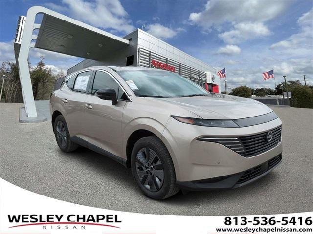 Photo of 2025 Champagne Silver Metallic Nissan Murano