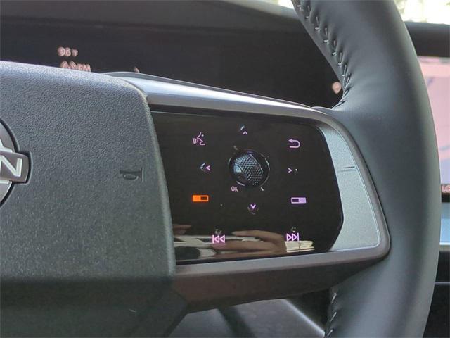 Photo of 2025 Champagne Silver Metallic Nissan Murano
