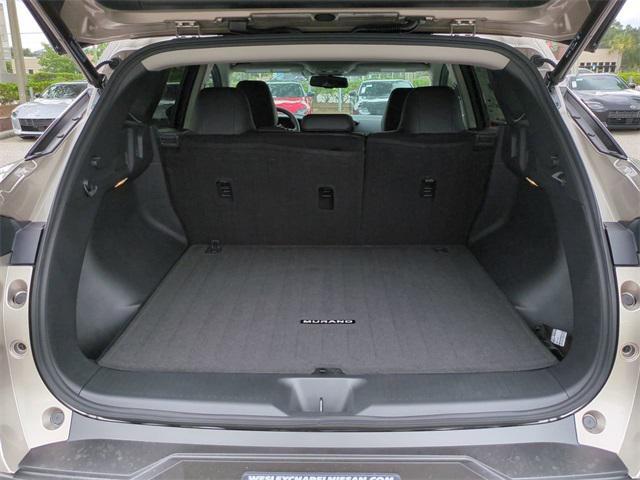 Photo of 2025 Champagne Silver Metallic Nissan Murano