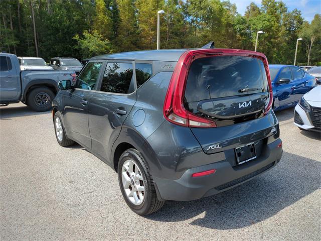 Photo of 2022 Gravity Gray Kia Soul