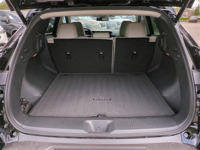Photo of 2025 Super Black Nissan Murano
