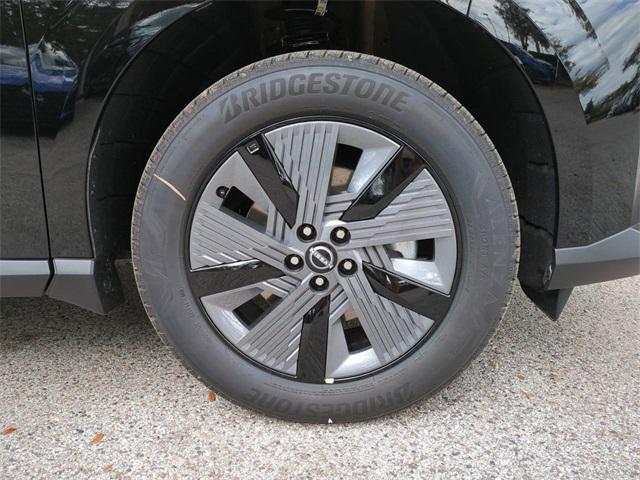 Photo of 2025 Super Black Nissan Murano