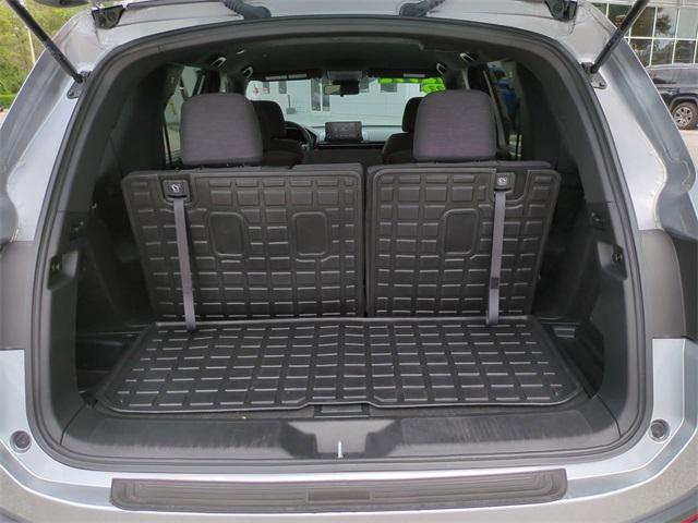 Photo of 2023 Platinum White Pearl Honda Pilot