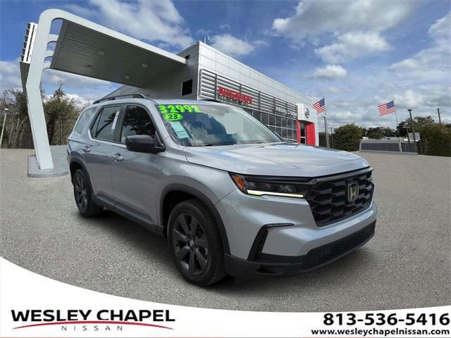 Photo of 2023 Platinum White Pearl Honda Pilot