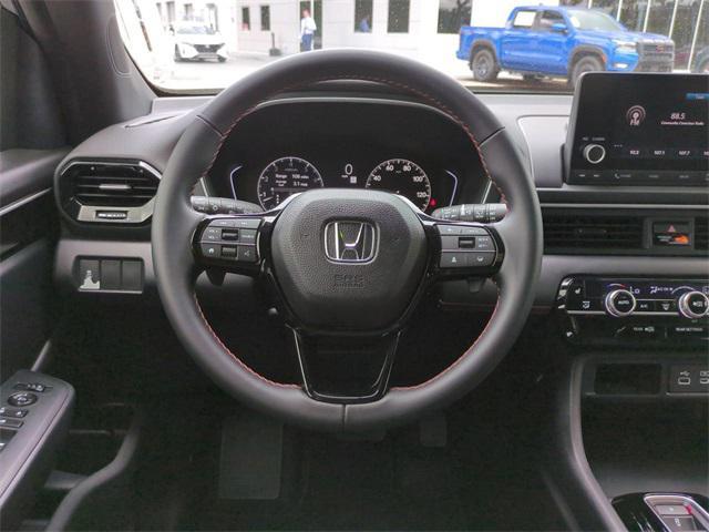 Photo of 2023 Platinum White Pearl Honda Pilot