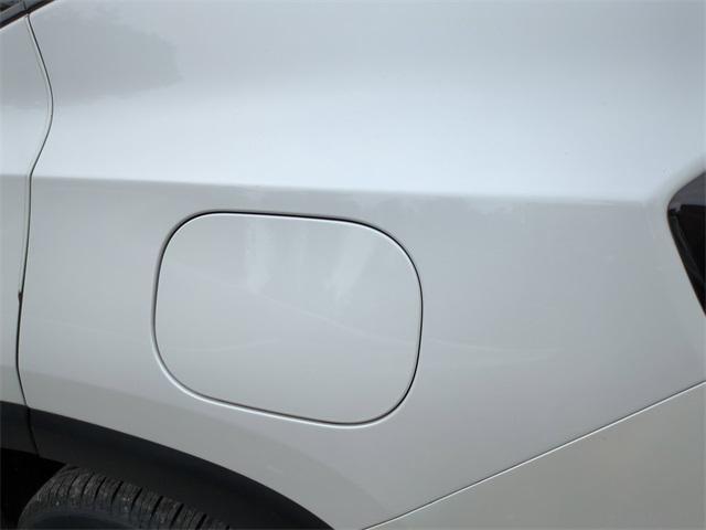 Photo of 2020 White Frost Tricoat GMC Terrain