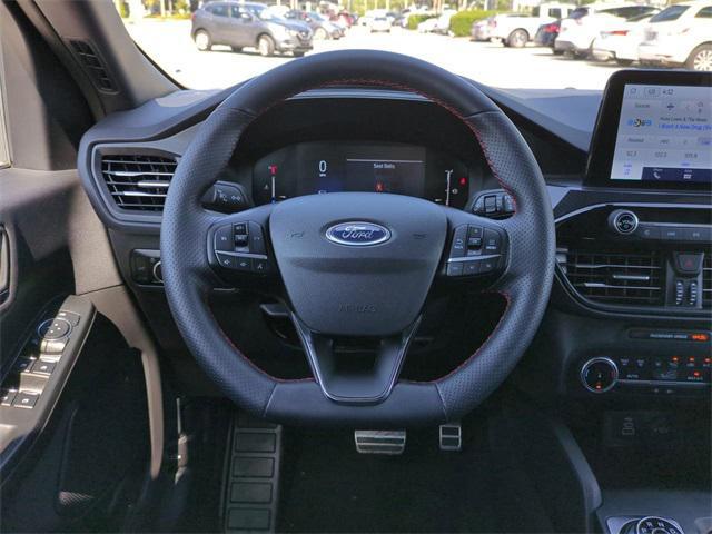 Photo of 2024 Iconic Silver Metallic Ford Escape