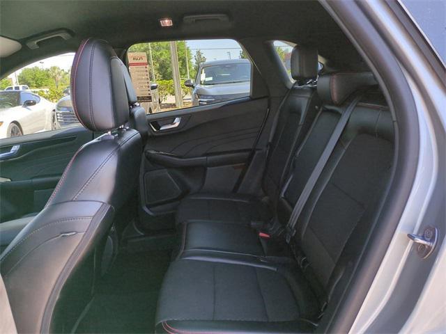 Photo of 2024 Iconic Silver Metallic Ford Escape