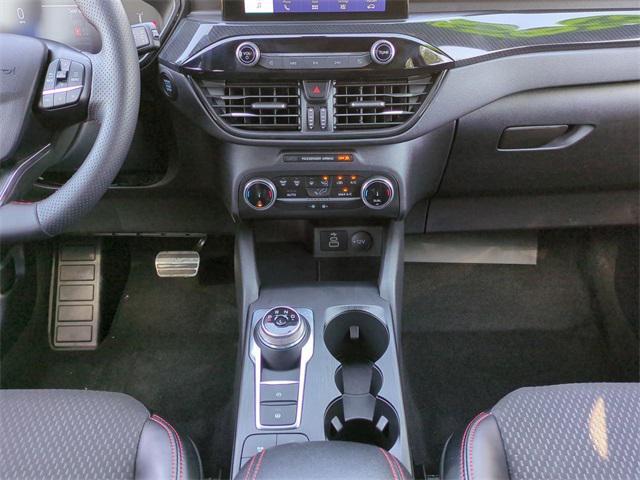 Photo of 2024 Iconic Silver Metallic Ford Escape