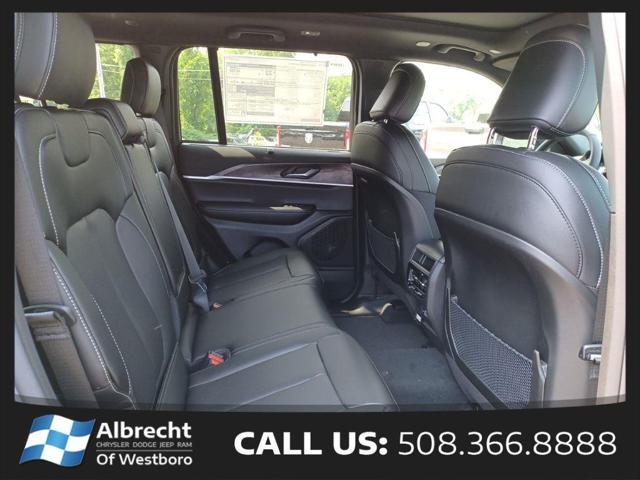 Photo of 2025 Baltic Gray Metallic Clearcoat Jeep Grand Cherokee
