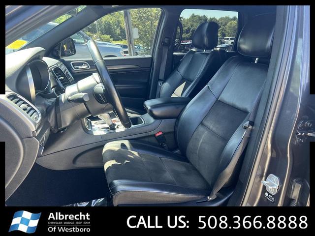 Photo of 2021 Granite Crystal Metallic Clearcoat Jeep Grand Cherokee