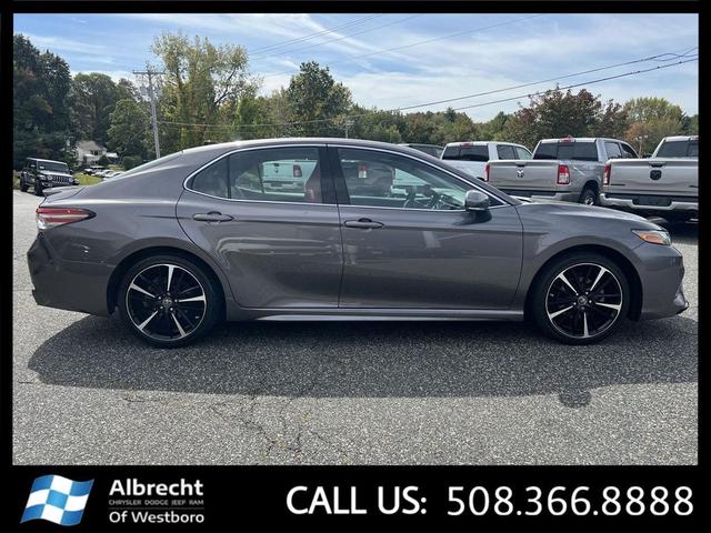 Photo of 2019 Predawn Gray Mica Toyota Camry