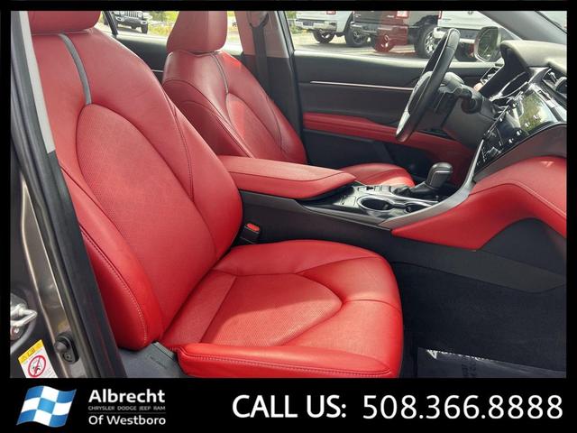 Photo of 2019 Predawn Gray Mica Toyota Camry