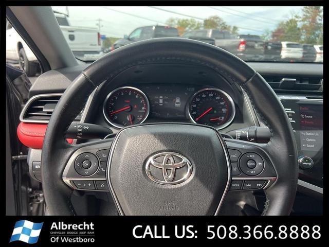 Photo of 2019 Predawn Gray Mica Toyota Camry
