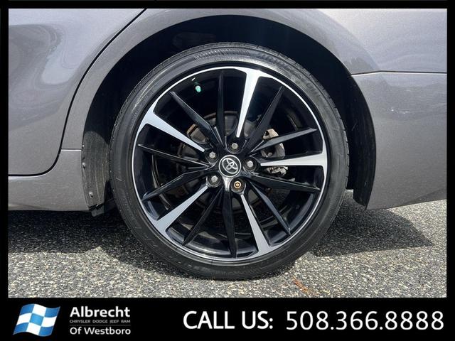 Photo of 2019 Predawn Gray Mica Toyota Camry