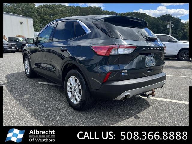 Photo of 2022 STONE BLUE METALLIC Ford Escape