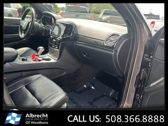 Photo of 2021 Granite Crystal Metallic Clearcoat Jeep Grand Cherokee