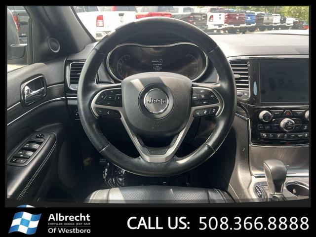 Photo of 2021 Granite Crystal Metallic Clearcoat Jeep Grand Cherokee