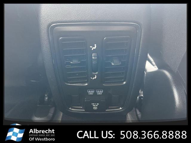Photo of 2021 Granite Crystal Metallic Clearcoat Jeep Grand Cherokee